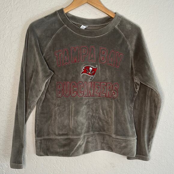 Tampa Bay Buccaneers Grey Velour Crop Sweatshirt Embroidered Football Pullover - Picture 1 of 6